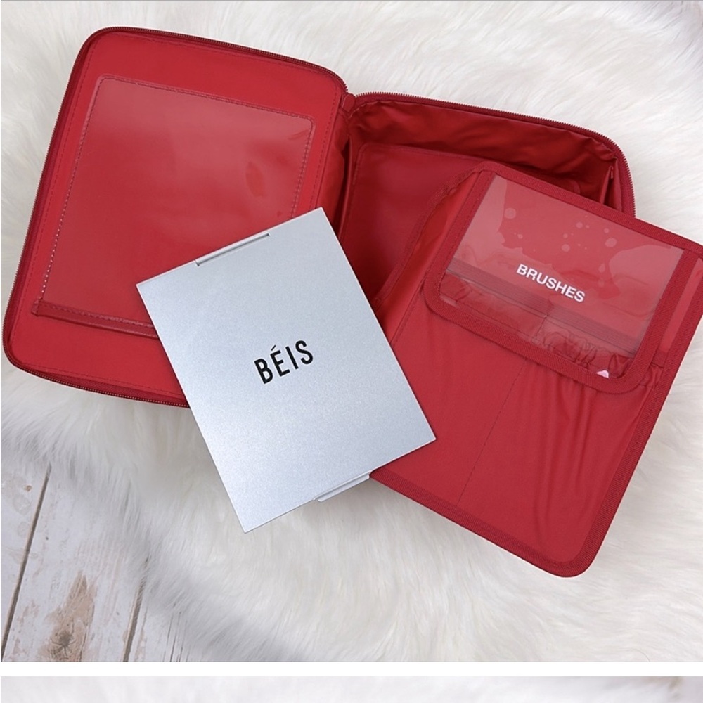 BEIS lonely ghost cosmetic case
